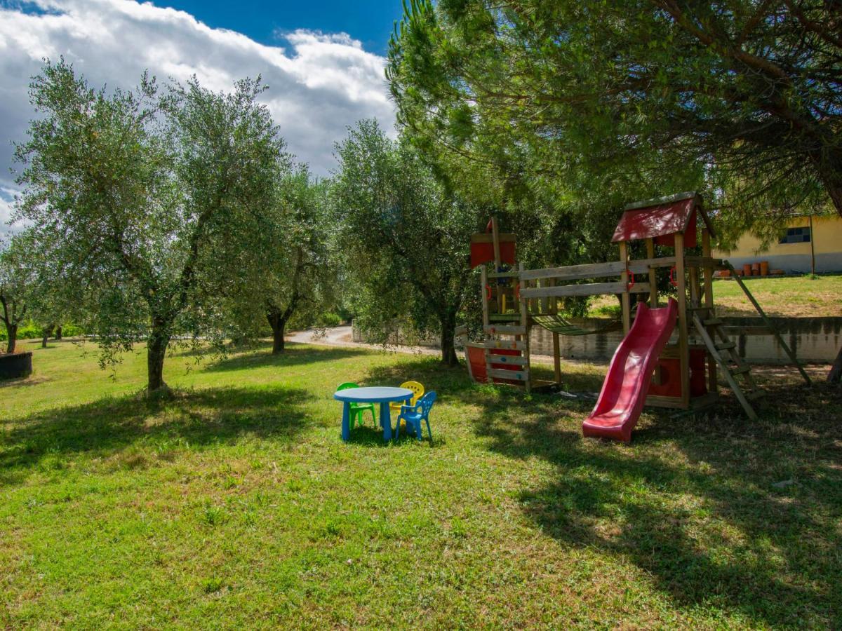 Holiday Home Borgo Fontana-7 By Interhome 切雷托圭迪 外观 照片